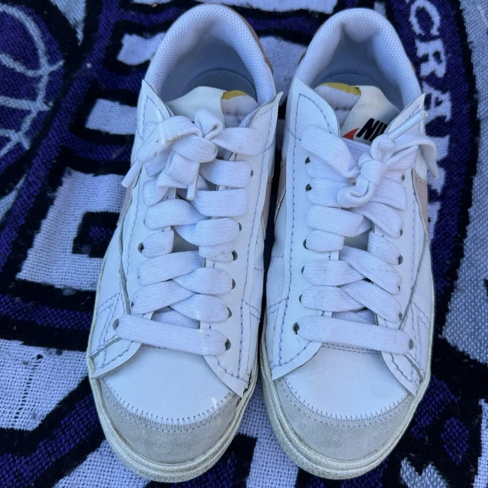 Size 8.5 - Nike Blazer Low '77‎ Jumbo Women's Sneakers White Pink